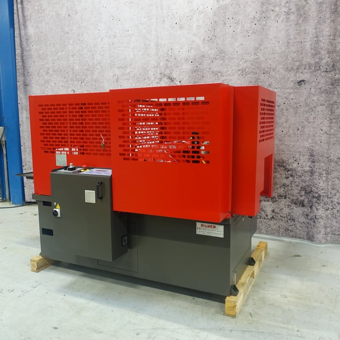 Ny Bianco 370 A 60° NC-styret båndsaveautomat - Ø280 mm.