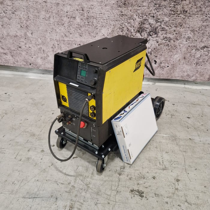 Brugt Esab MIG C300i CO-2 anlæg - 300 amp.