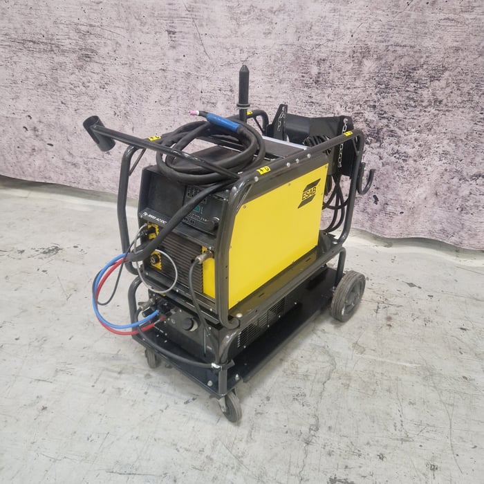 Brugt Esab TIG 3000iw AC/DC TIG-anlæg - 300 amp.