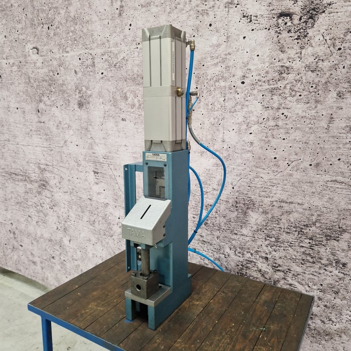 Demo Tama TZ 63107 pneumatisk lokkemaskine - 3,2 tons.