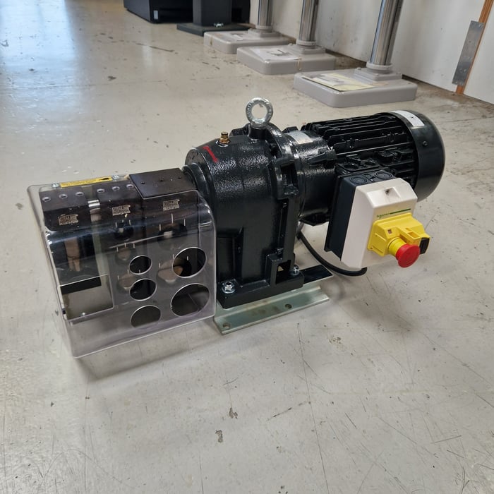 Ny Almi AL1-2U motoriseret rørudklinker med udklinker for galvanisering