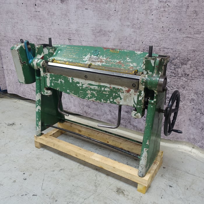 Brugt Strojarne Piesok XO 1000/2A manuel svingbukker - 1030 x 3 mm.