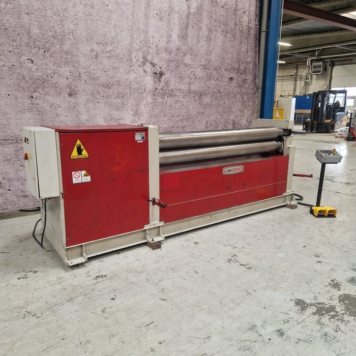 Brugt Akyapak ASM-S 190-20/6 motoriseret pladevalse - 2100 x 7 mm.